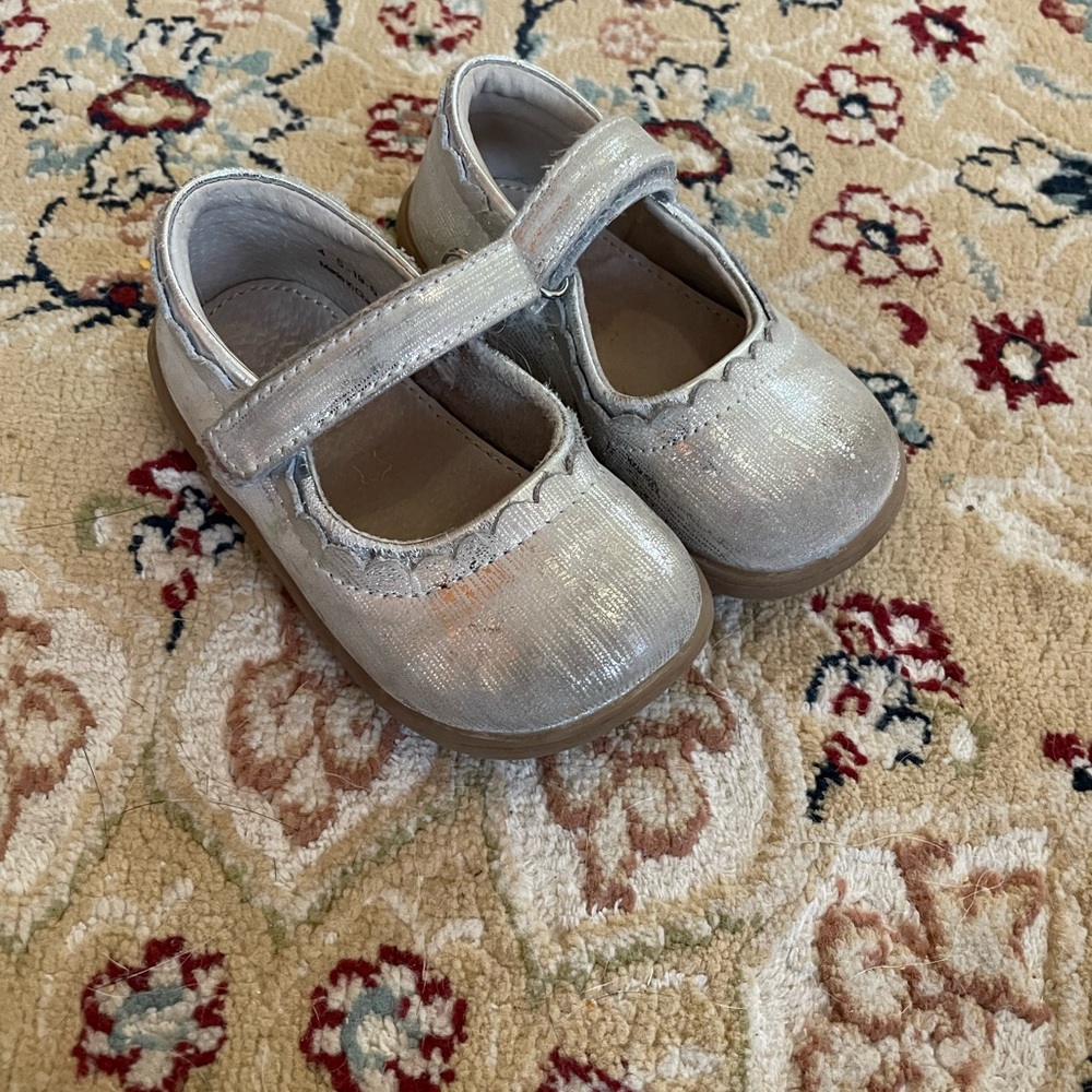 Toddler girls see kai run Mary Janes